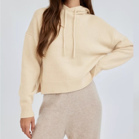 Babaton Cashmere Sweater - Picture 4 of 4